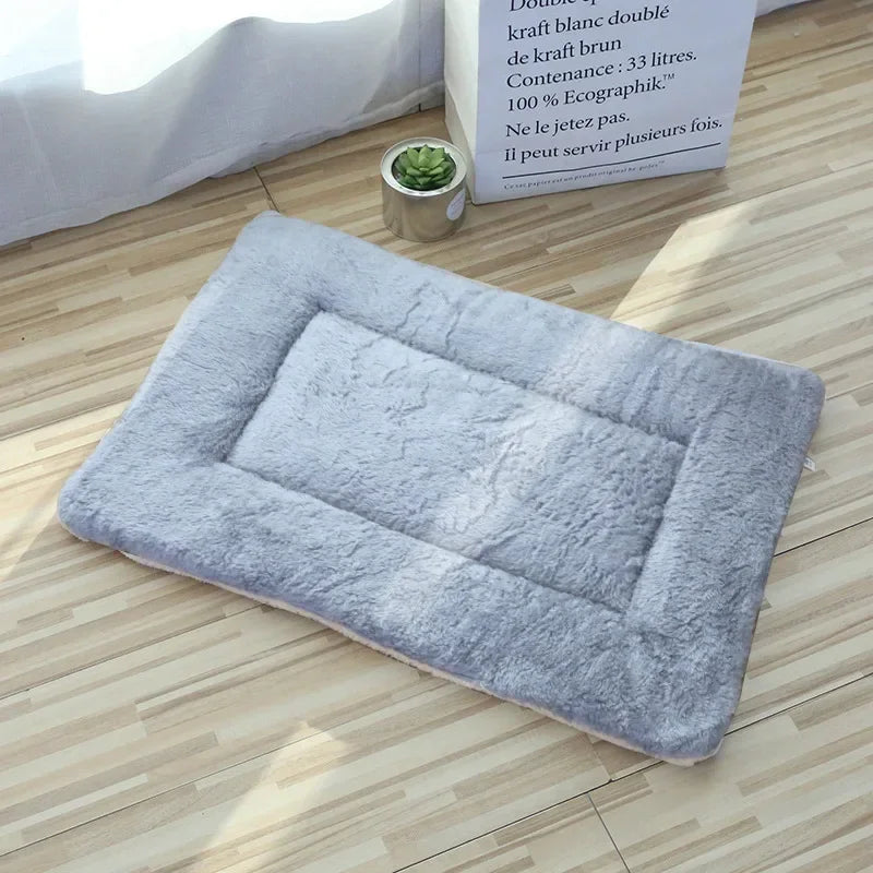Double-Sided Plush Pet Mat – Warm Cushion for Cats & Small Dogs