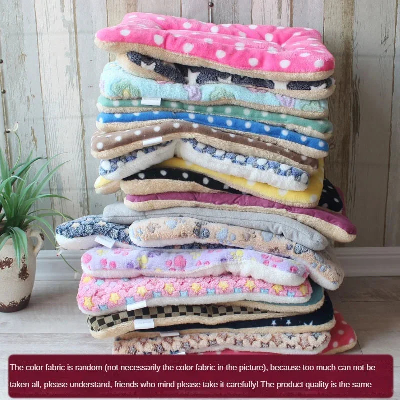 Double-Sided Plush Pet Mat – Warm Cushion for Cats & Small Dogs